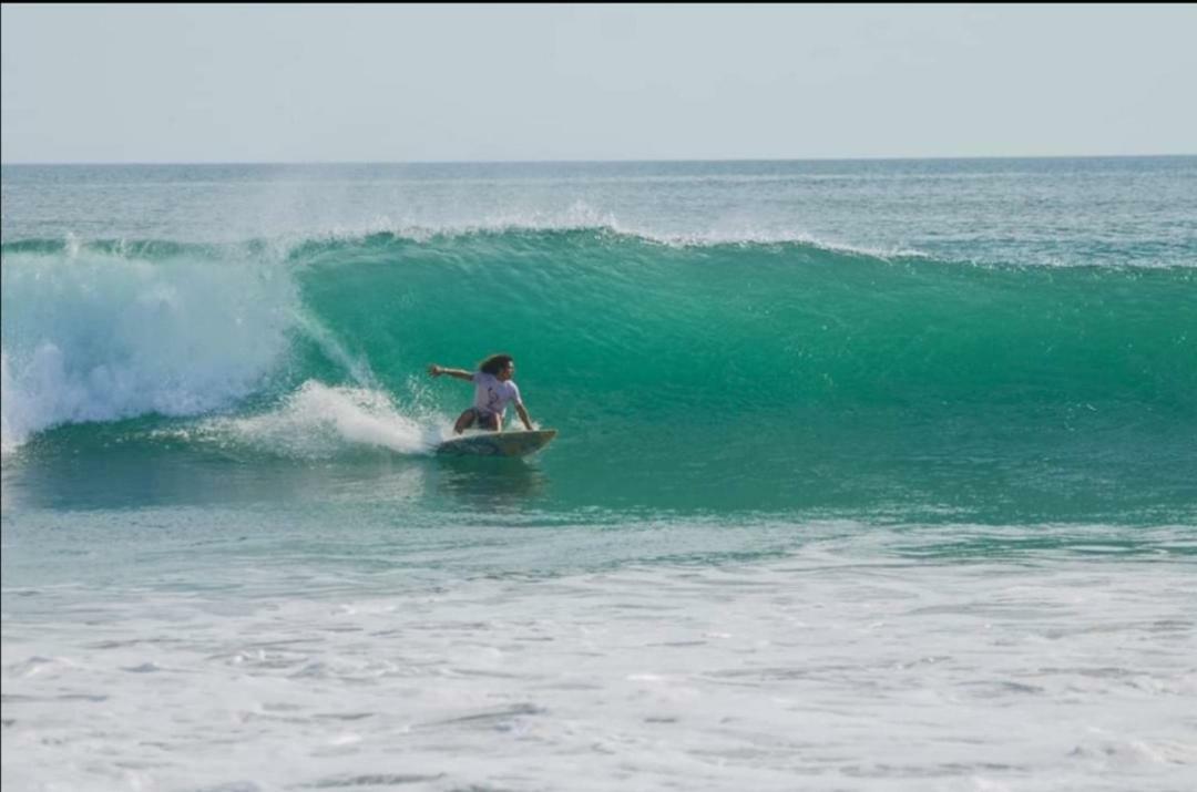 Mola Mola Surf Popoyo Bed & Breakfast エクステリア 写真