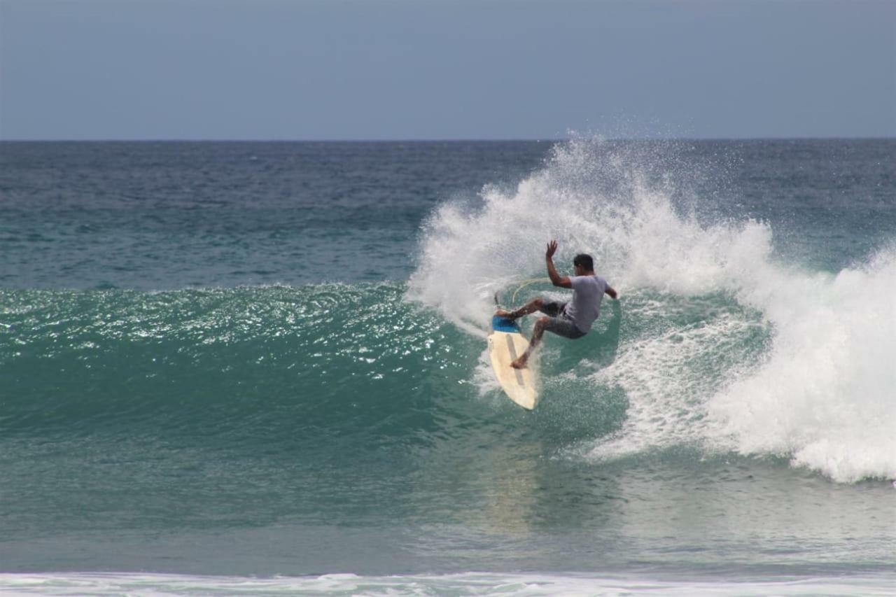 Mola Mola Surf Popoyo Bed & Breakfast エクステリア 写真